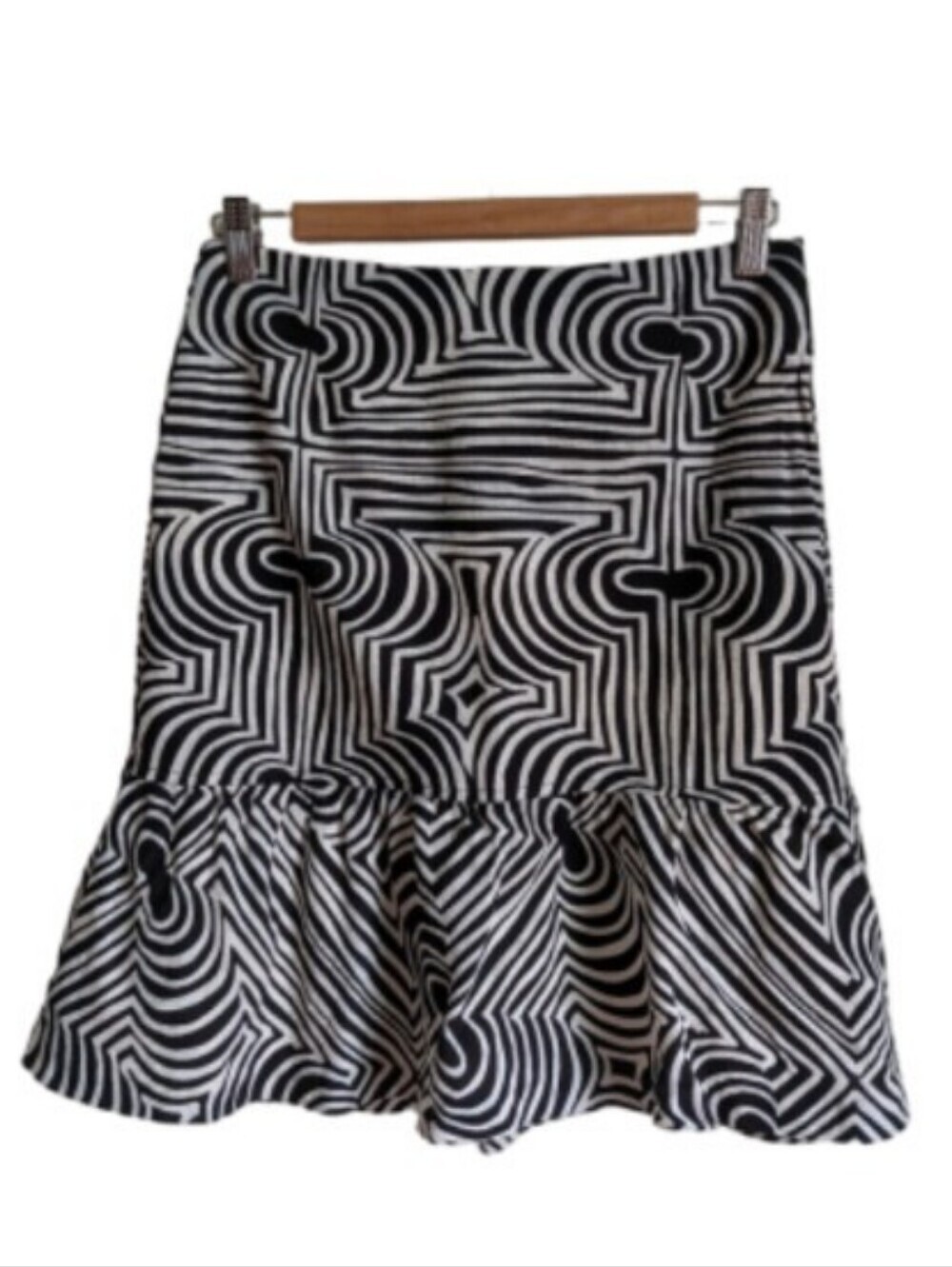 TRINA TURK Black White Geometric Feminine Cotton Ruffle-Hem Mini Skirt Size 8